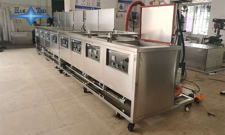 如何選擇適用于汽車修理廠的超聲波清洗機：價格、性能、規(guī)格綜合考量